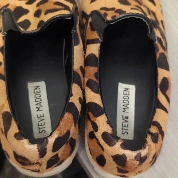 STEVE Madden Ecentric Leopard Print Pony Fur Flats - Picture 8 of 10